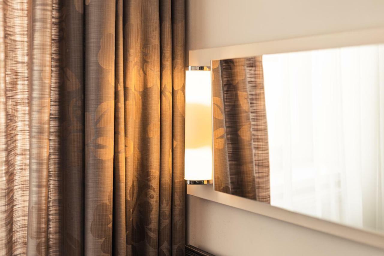 Hotel Malta การ์โลวีวารี ภายนอก รูปภาพ